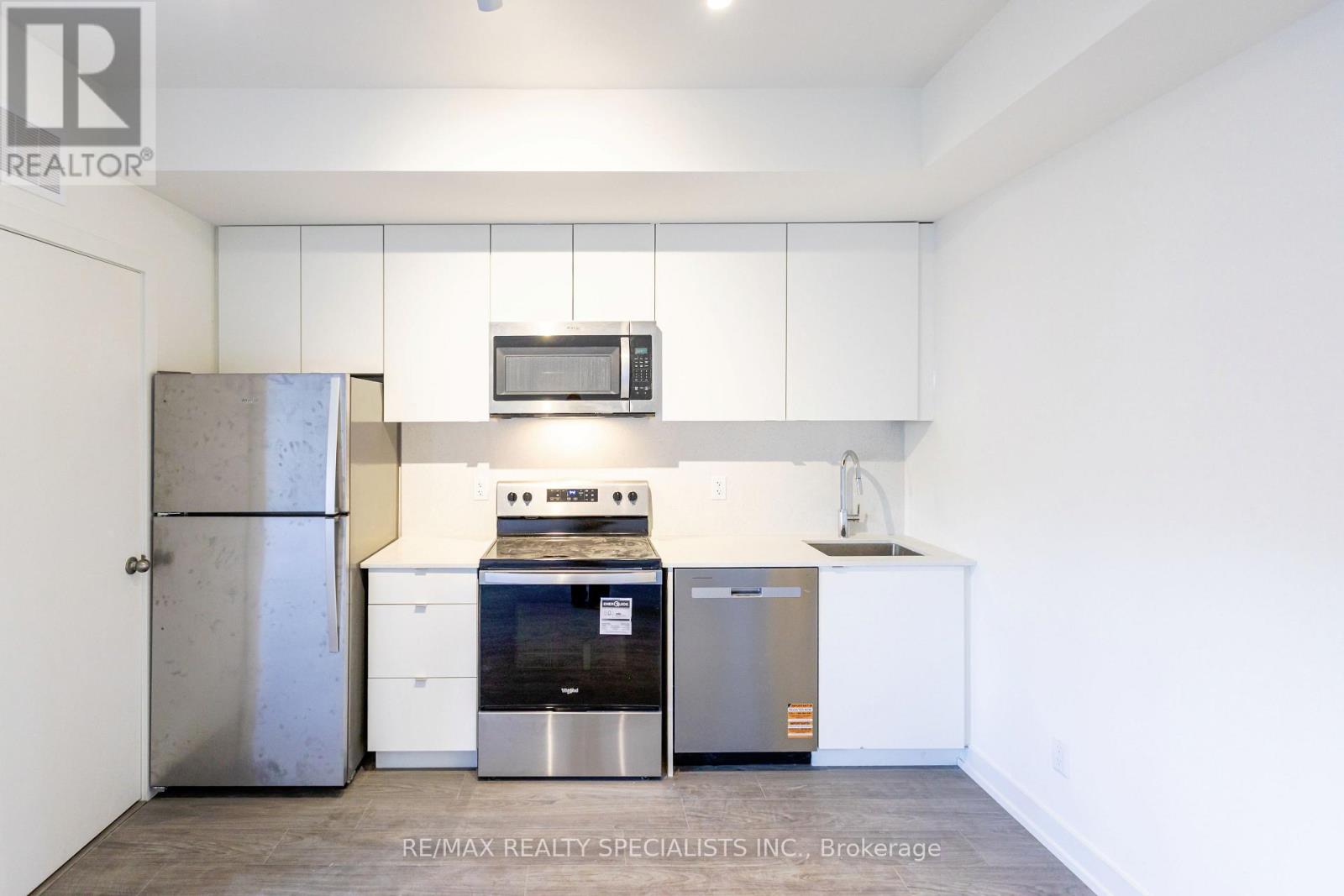 #106A 16 MELBOURNE AVENUE - 9