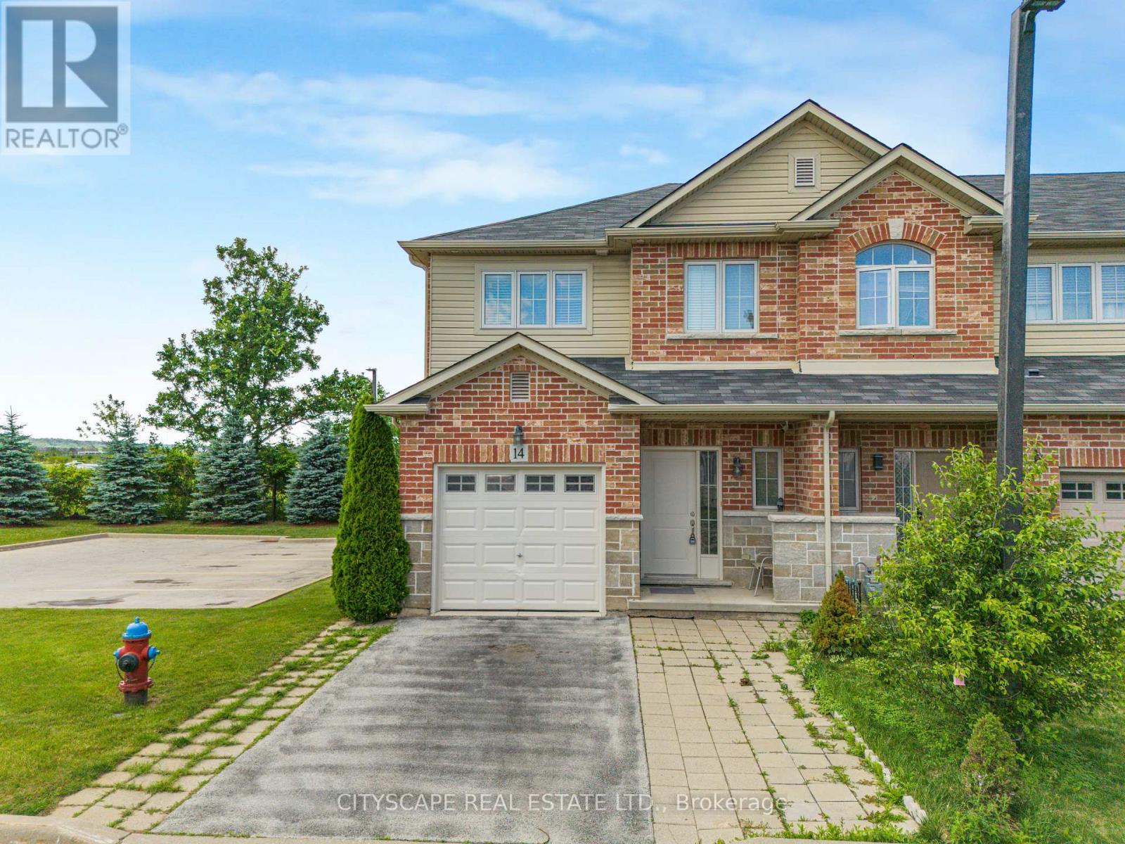 14 REDCEDAR CRESCENT - 1