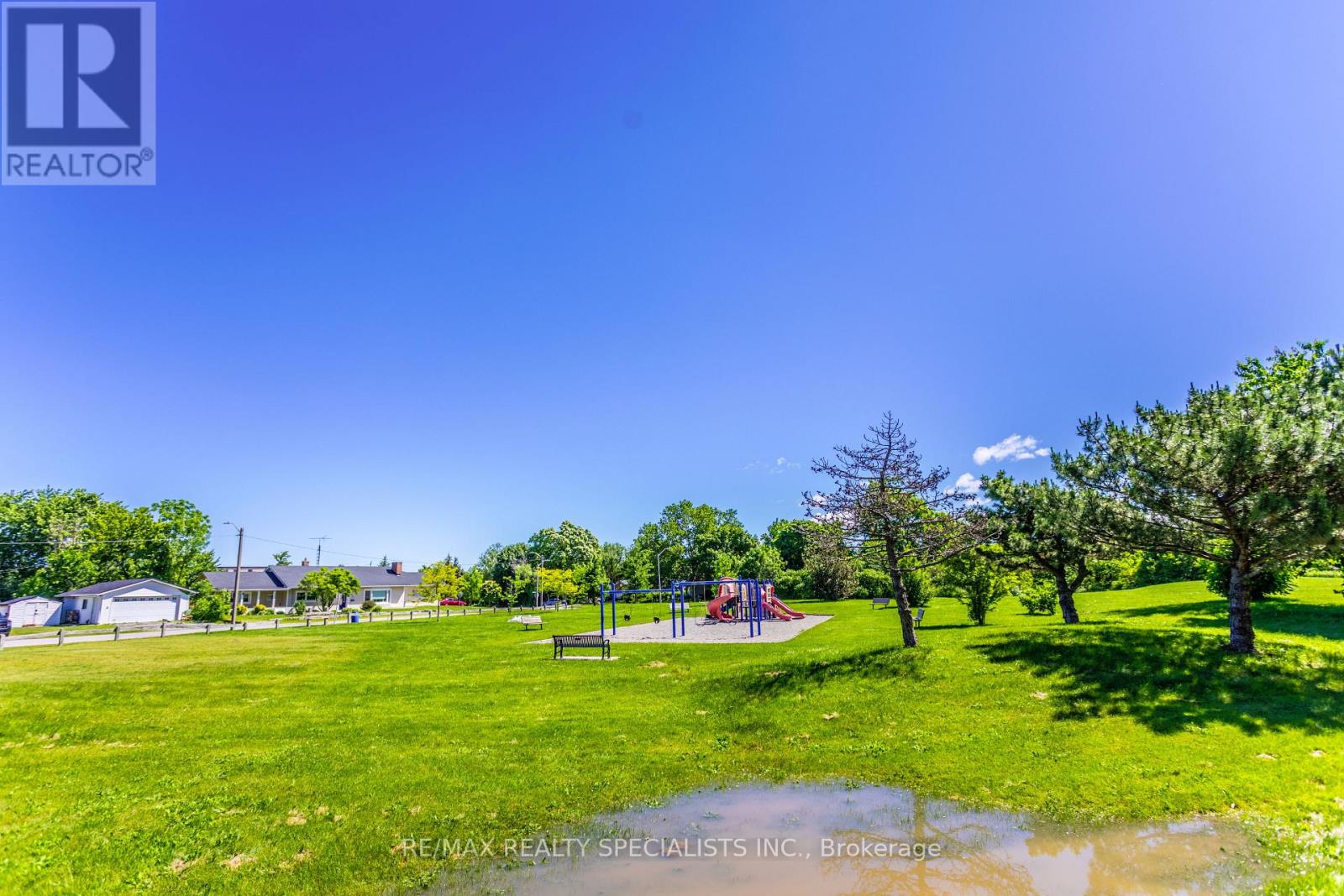 #106A 16 MELBOURNE AVENUE - 24
