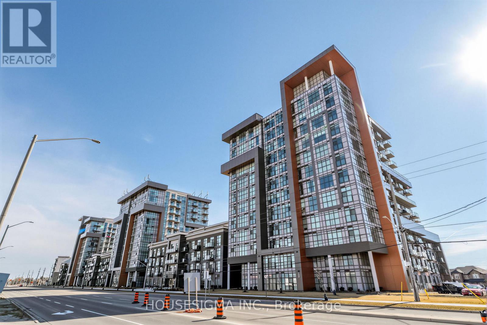 #230 450 DUNDAS STREET E - 1
