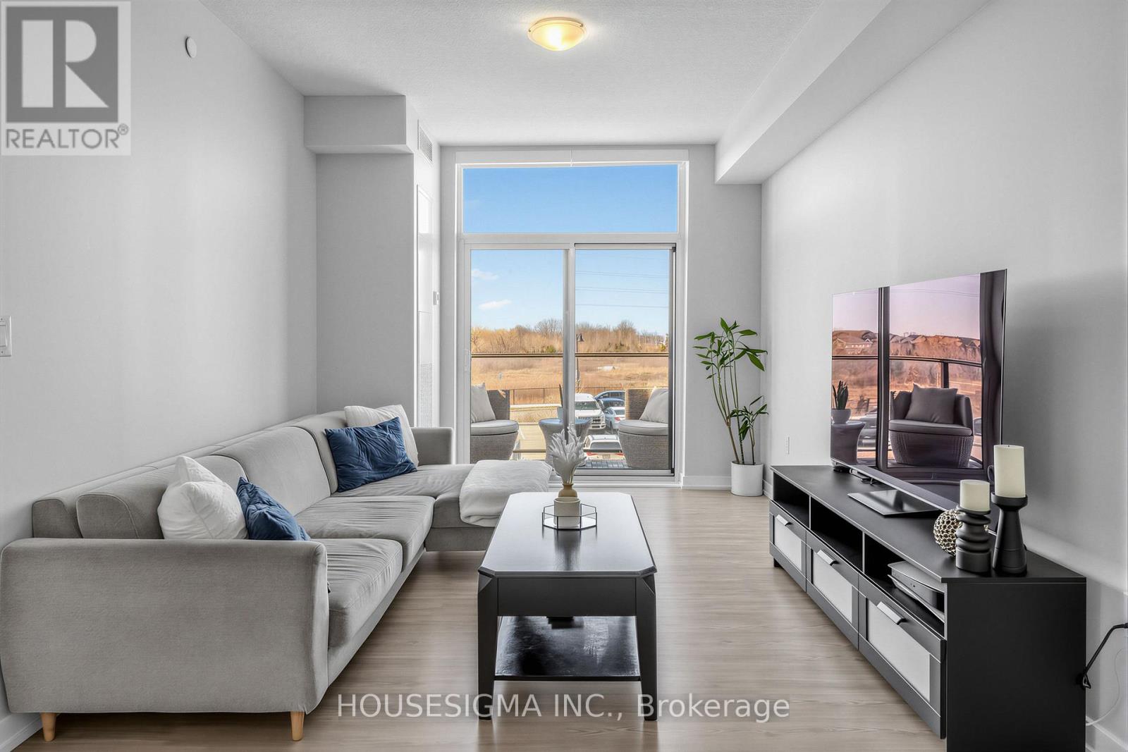 #230 450 DUNDAS STREET E - 14