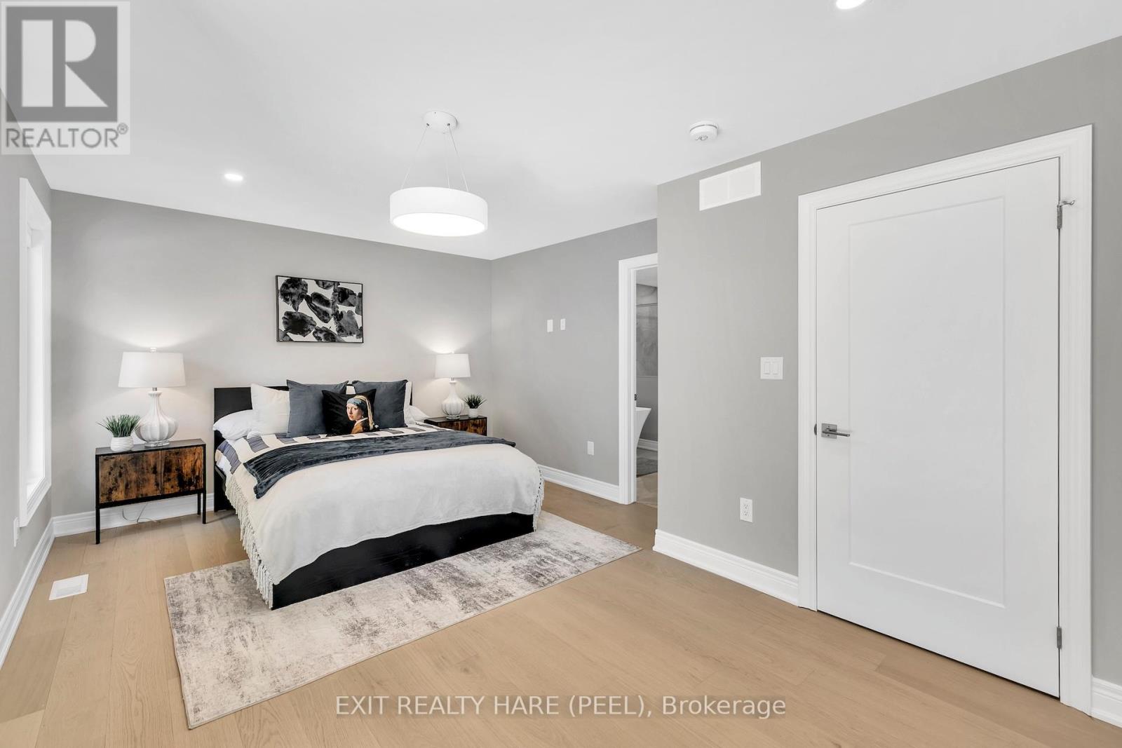 990 HAIST STREET - 26