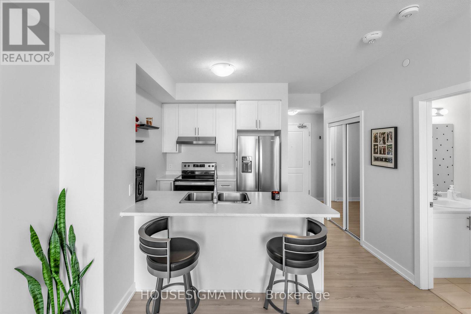#230 450 DUNDAS STREET E - 9