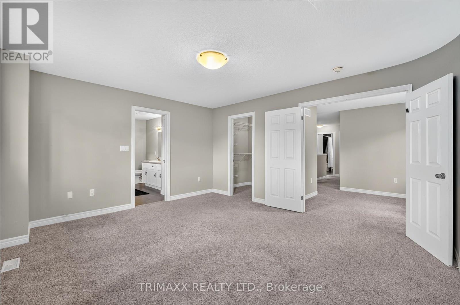 104 TARTAN AVENUE - 17