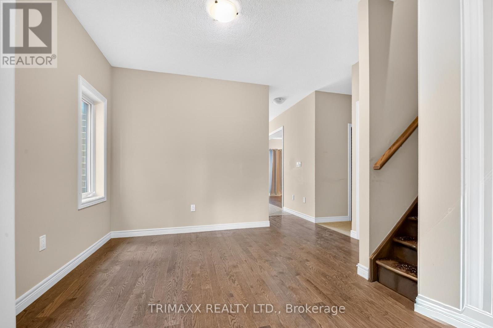 104 TARTAN AVENUE - 14