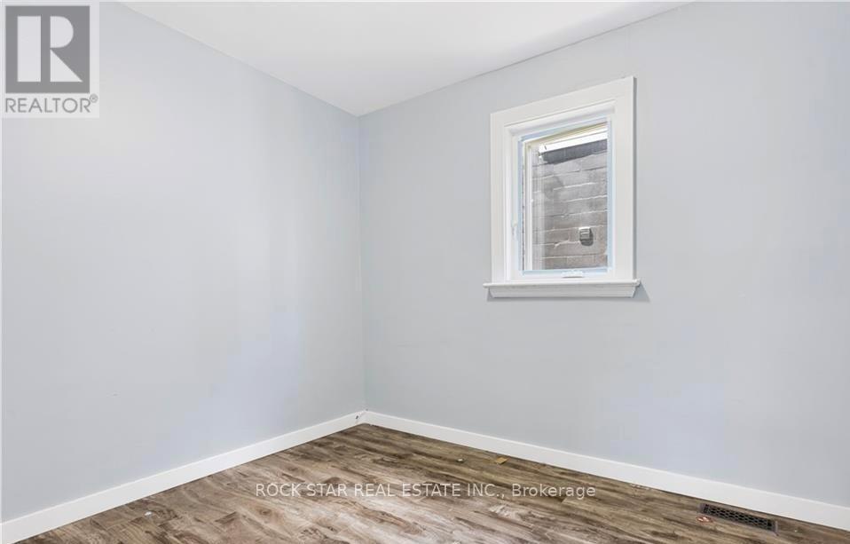 235 HAMILTON ROAD - 20