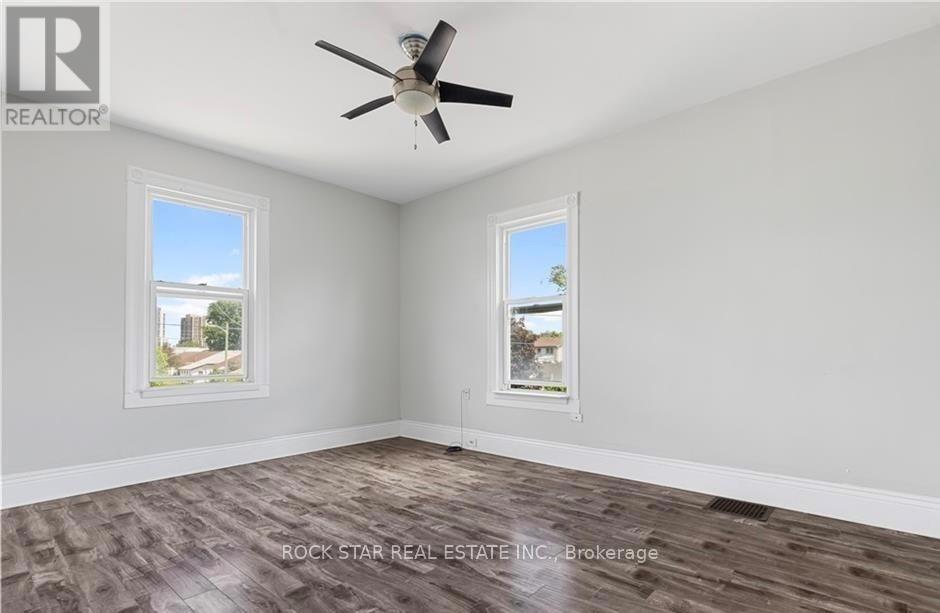 235 HAMILTON ROAD - 8