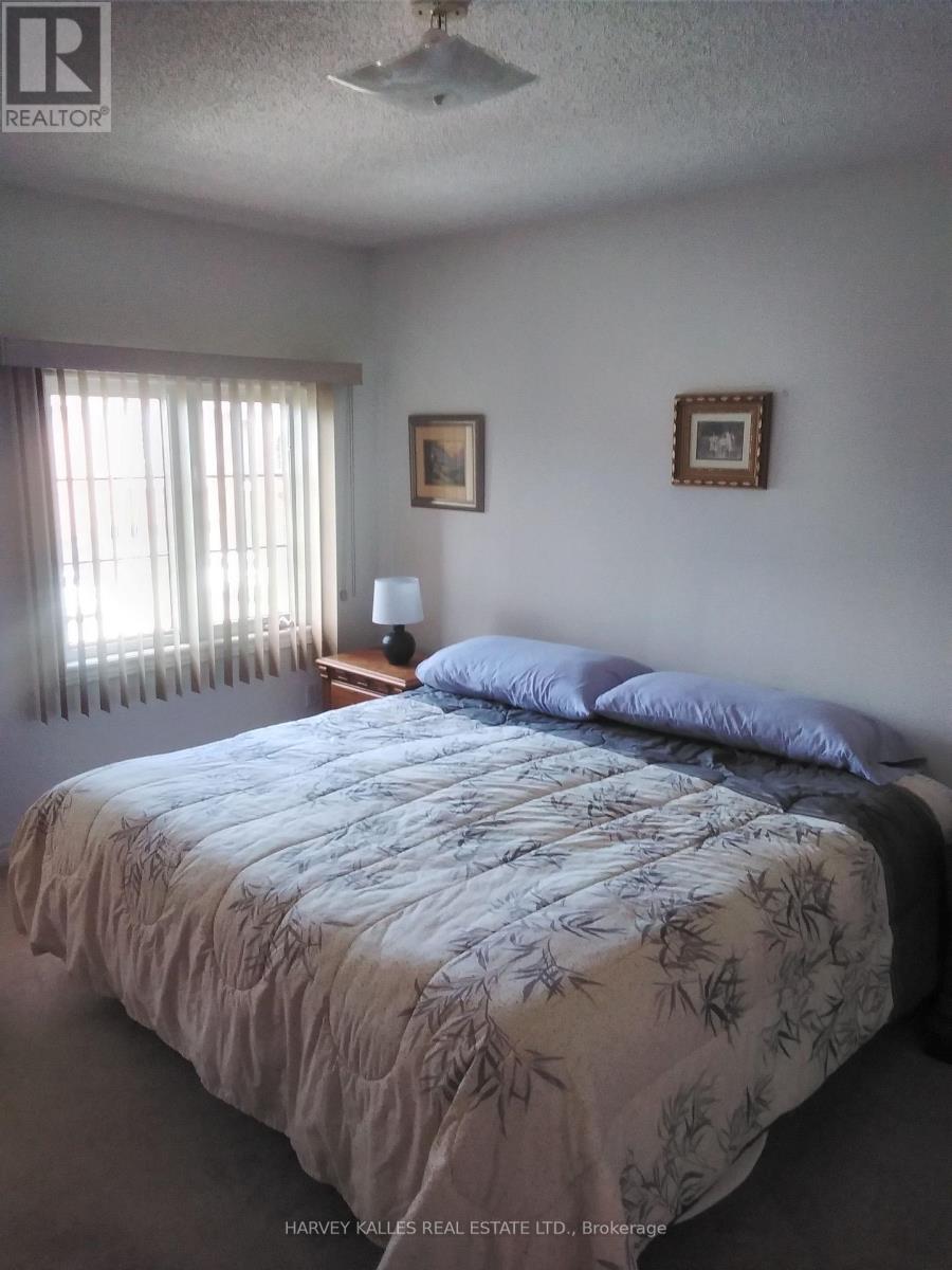 5561 KATY GATE - 13