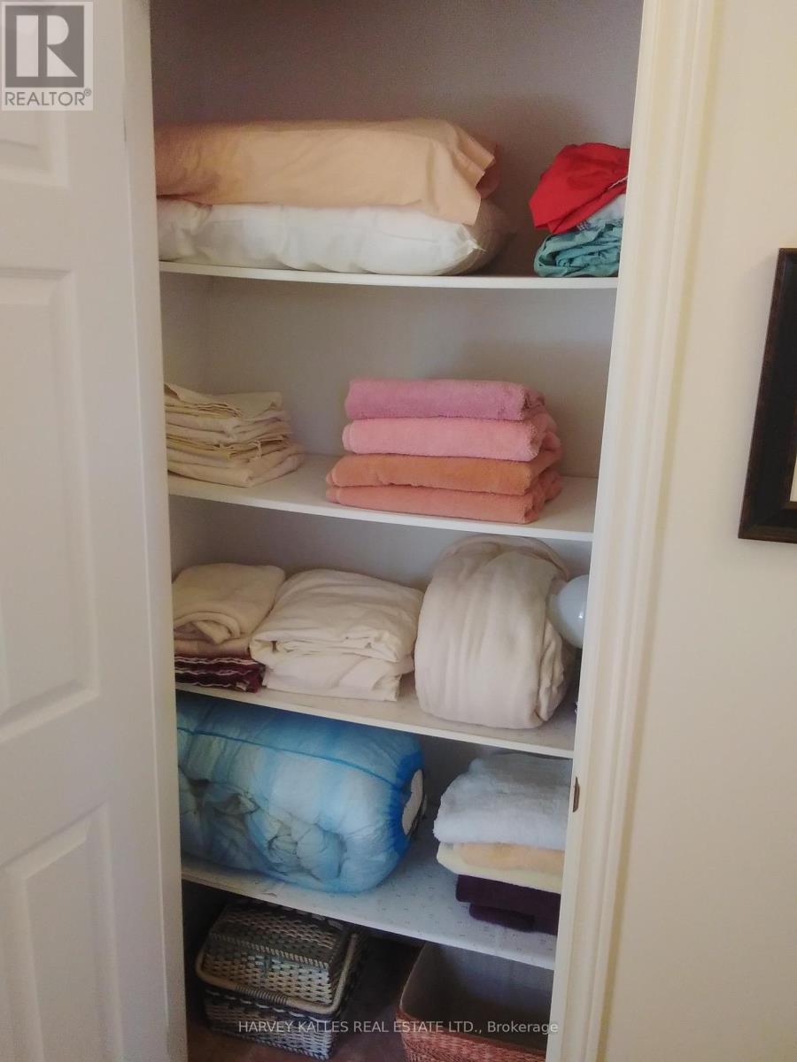 5561 KATY GATE - 18