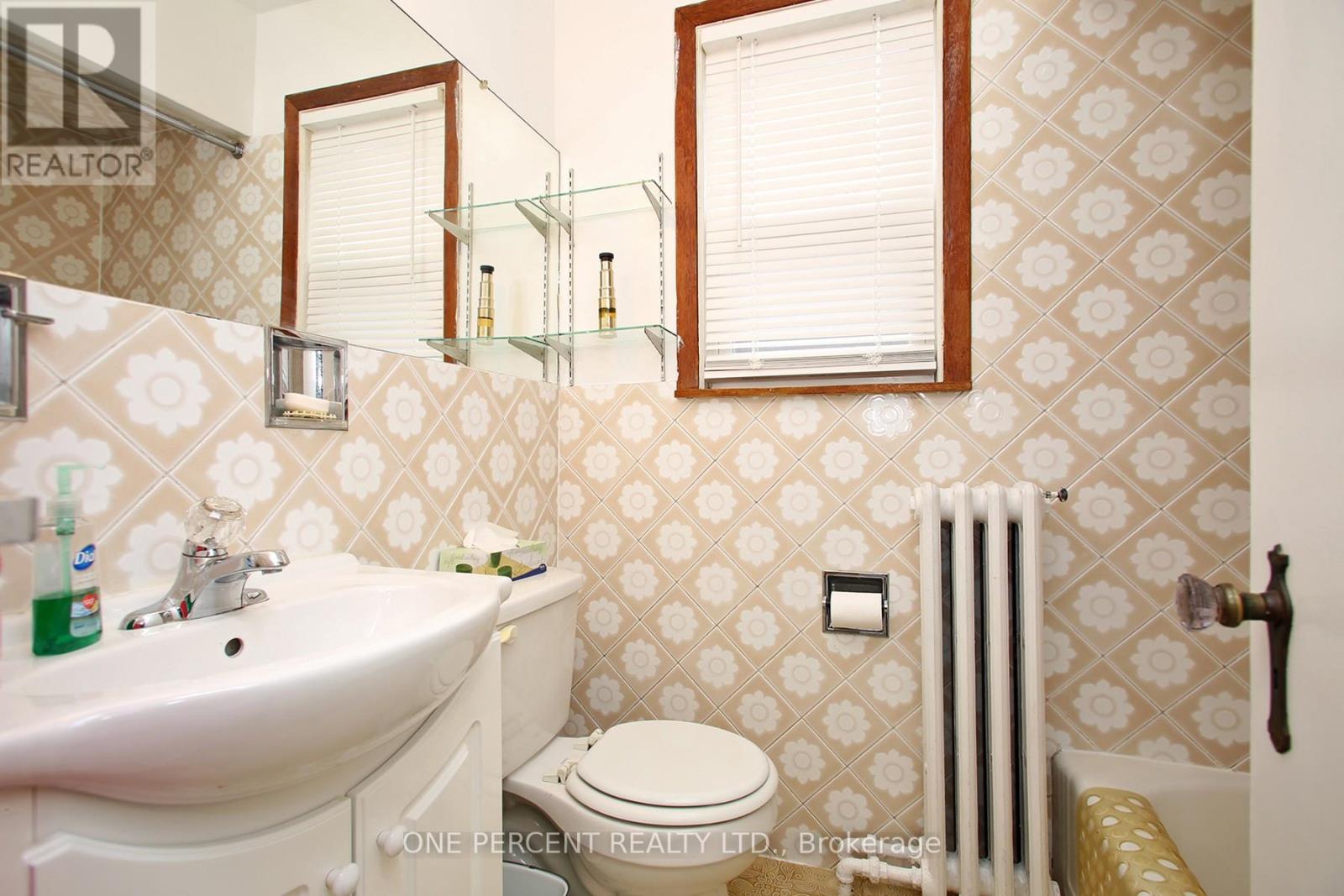 227 LIVINGSTONE AVENUE - 13