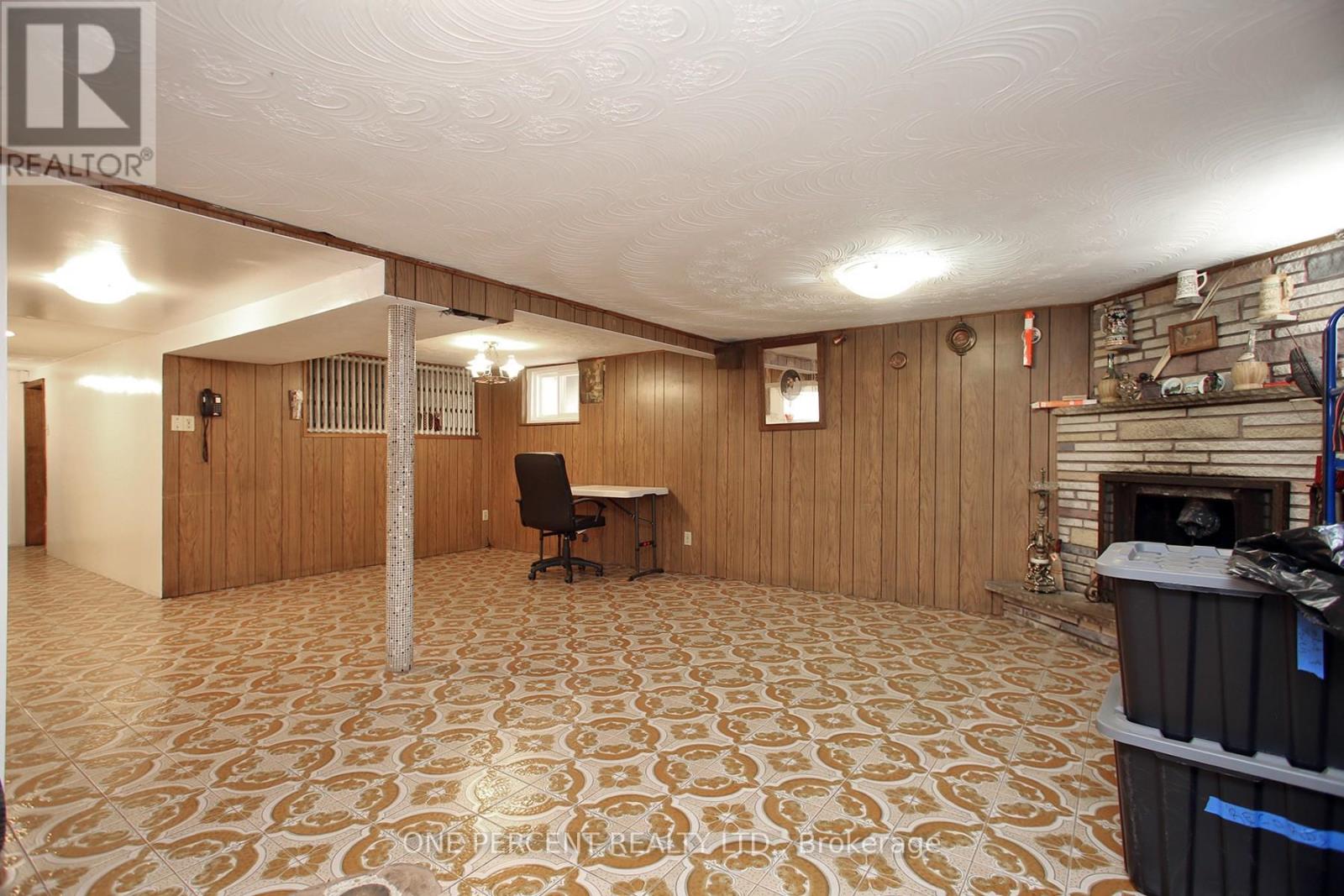 227 LIVINGSTONE AVENUE - 14