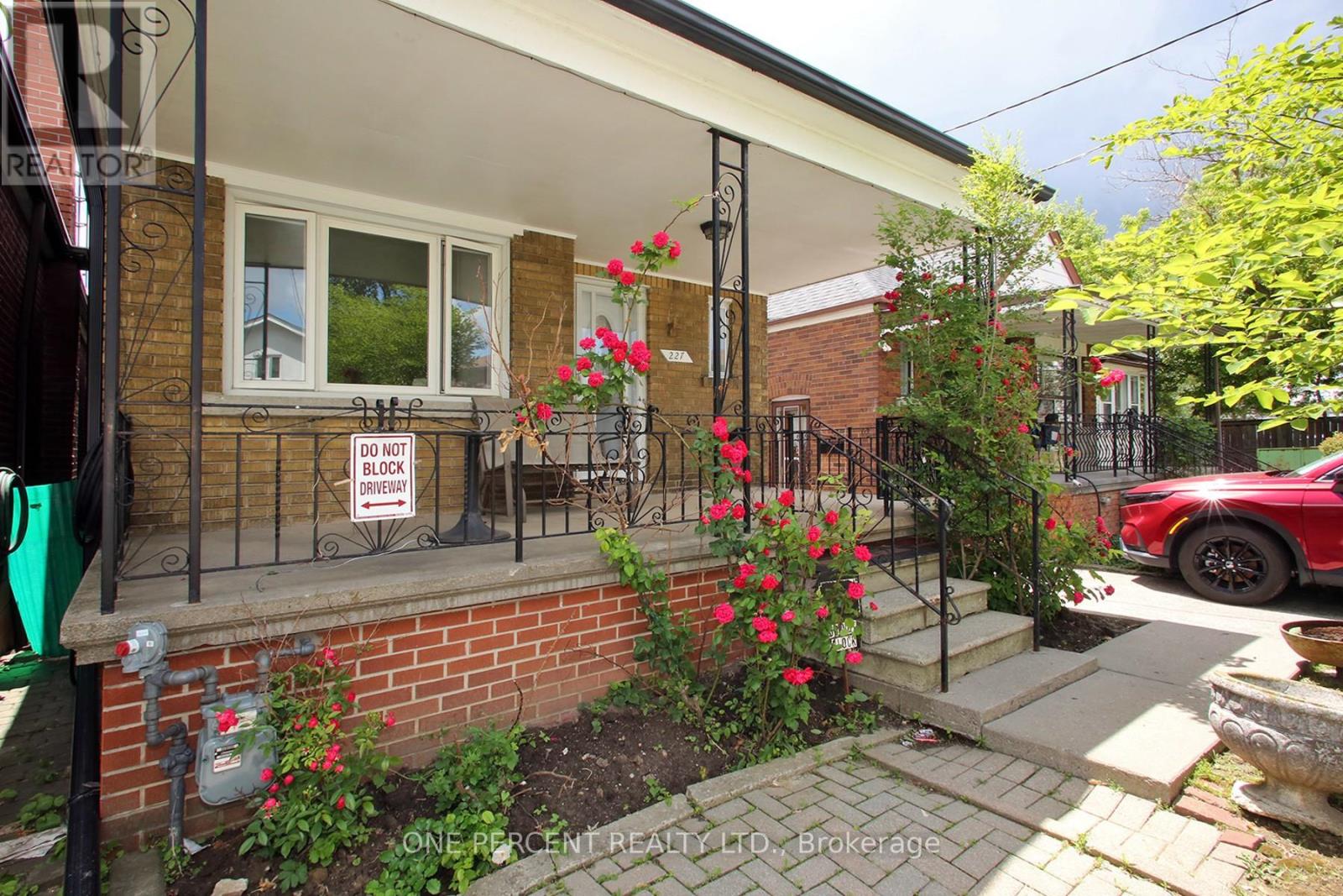 227 LIVINGSTONE AVENUE - 2
