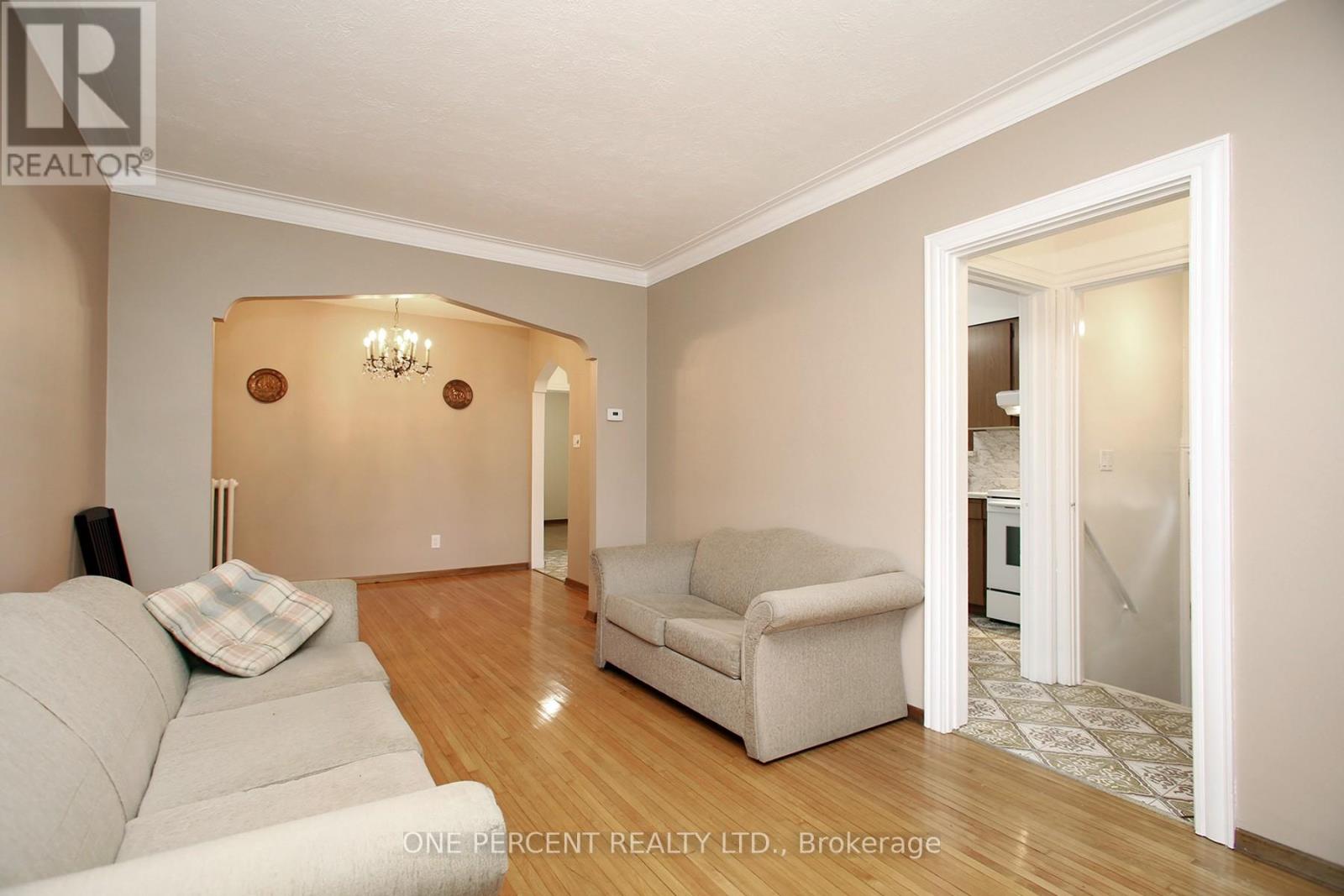 227 LIVINGSTONE AVENUE - 6
