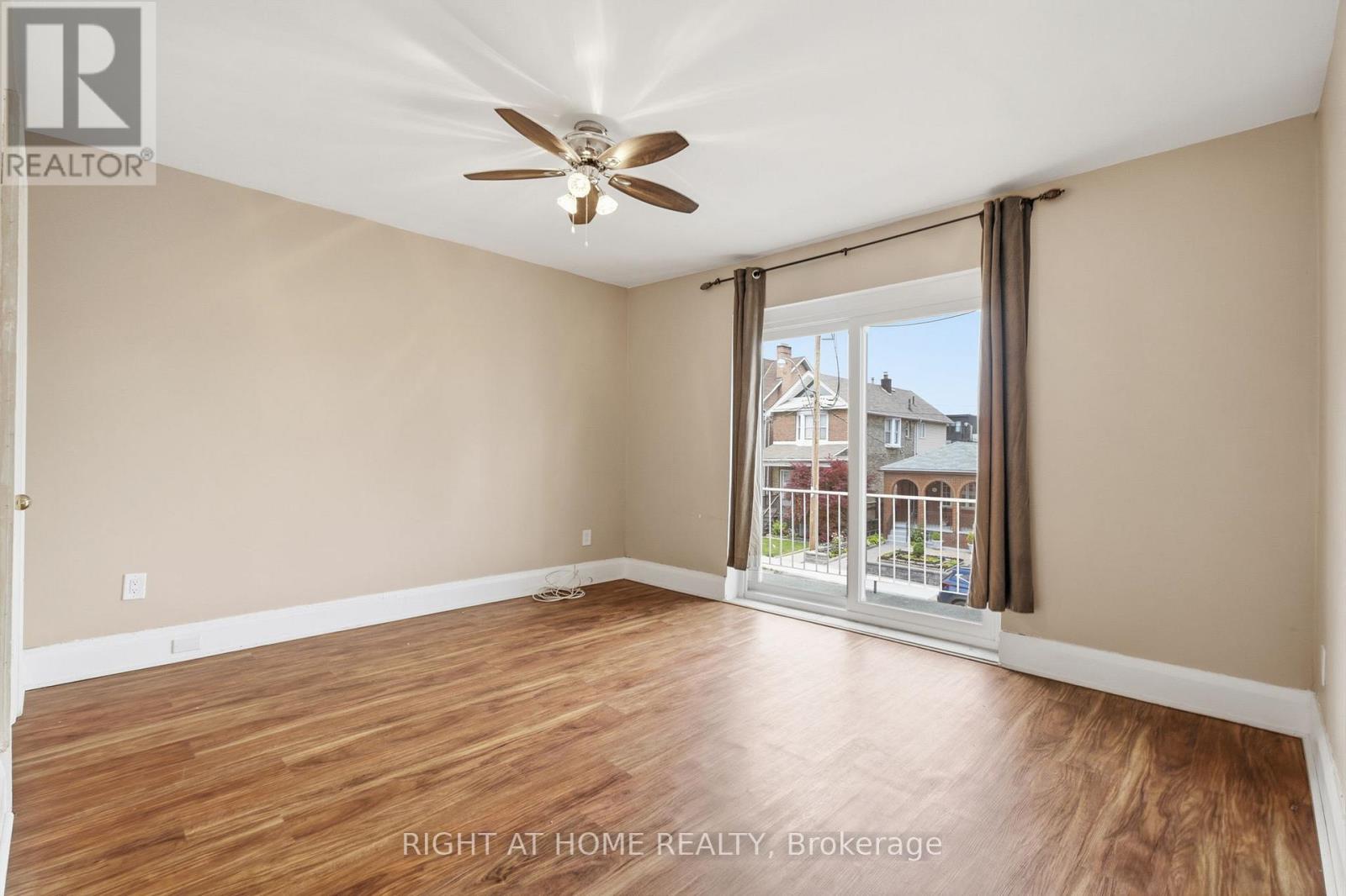 502 SALEM AVENUE N - 23