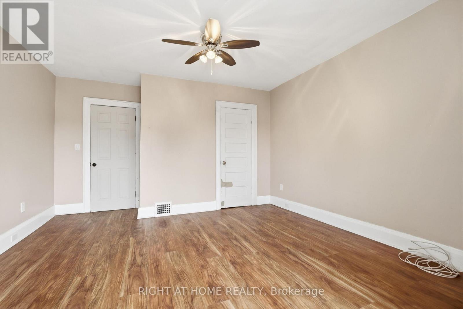 502 SALEM AVENUE N - 24