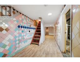 502 Salem Avenue N, Toronto, ON M6H3E1 Photo 38