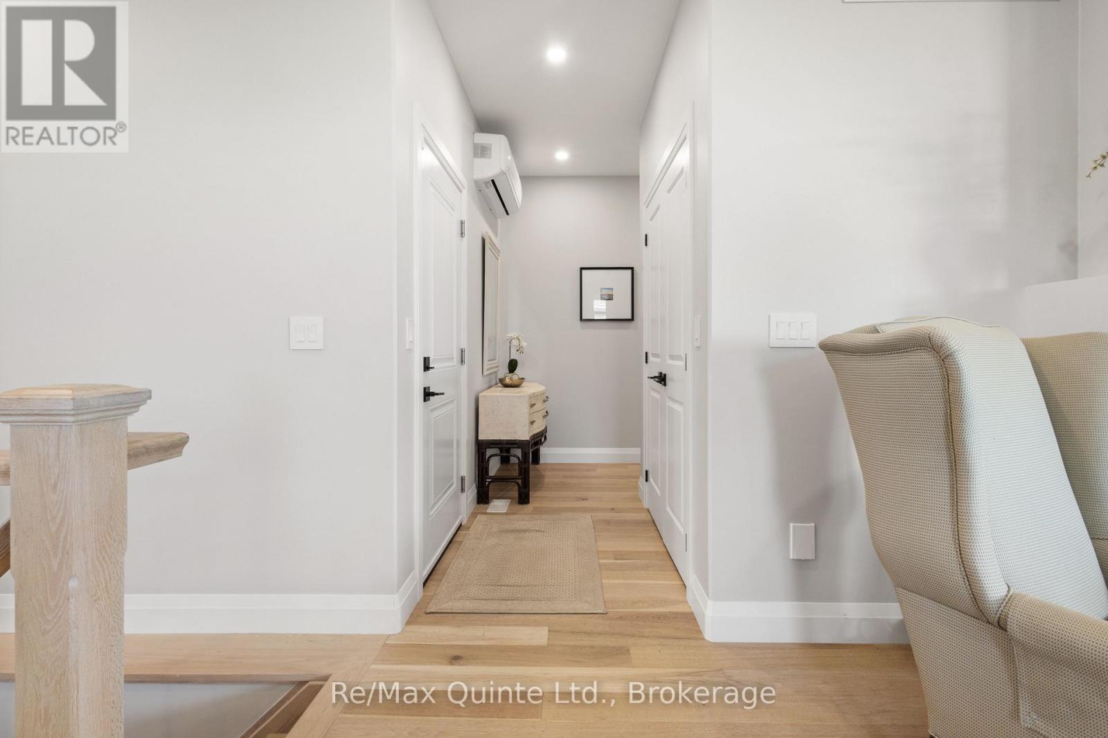 9 STONECAP COURT - 23