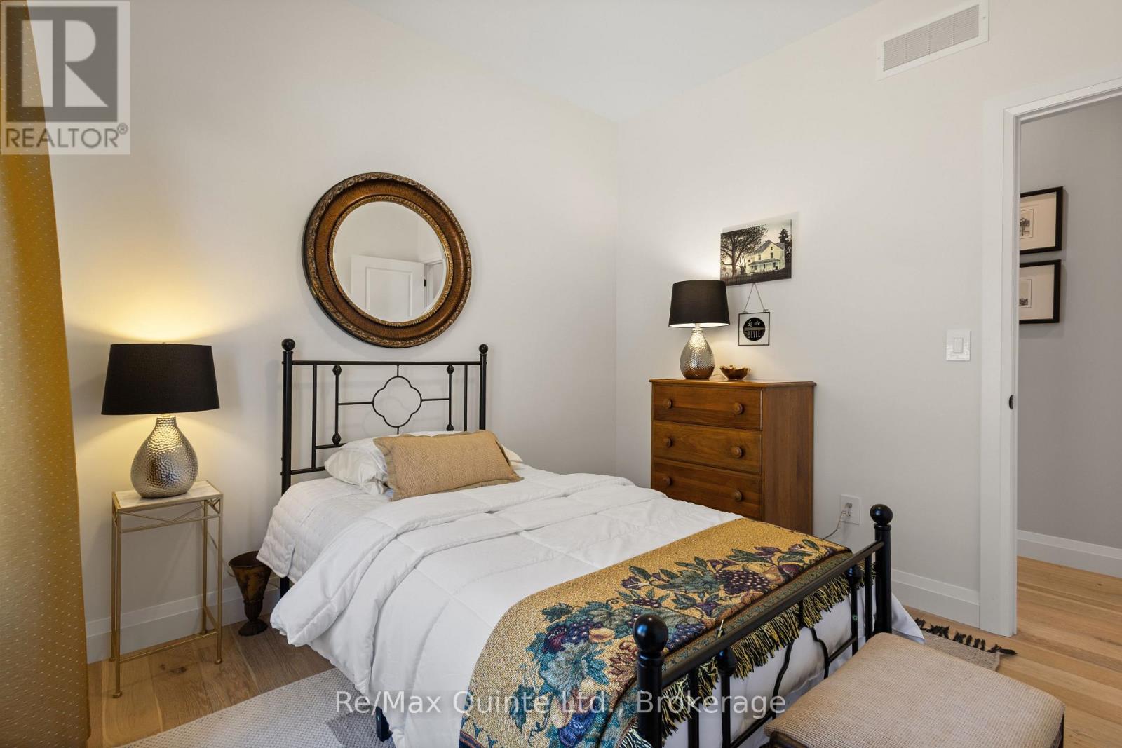 9 STONECAP COURT - 30