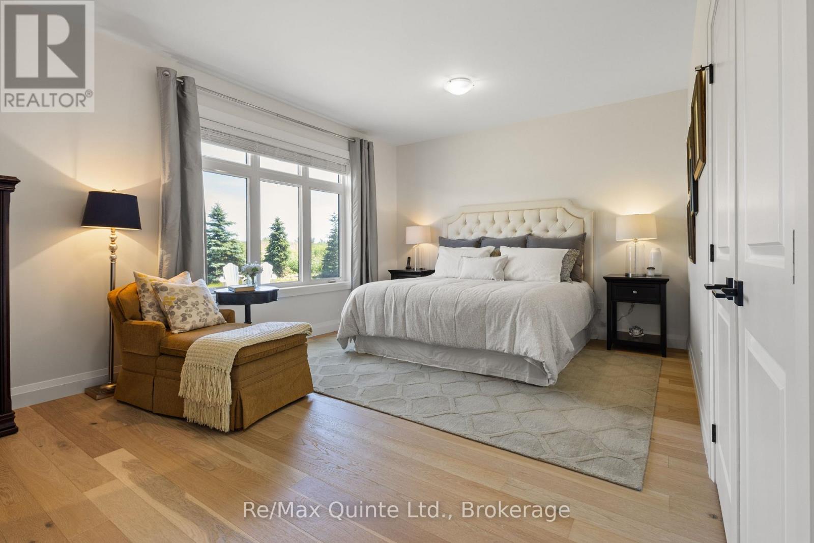 9 STONECAP COURT - 33