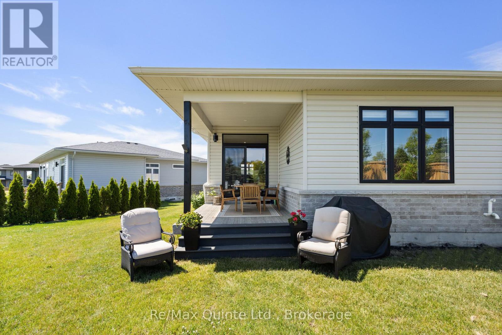 9 STONECAP COURT - 46