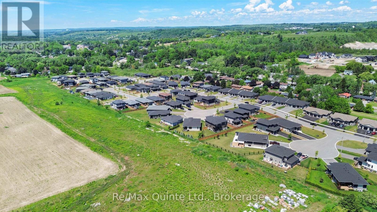 9 STONECAP COURT - 49