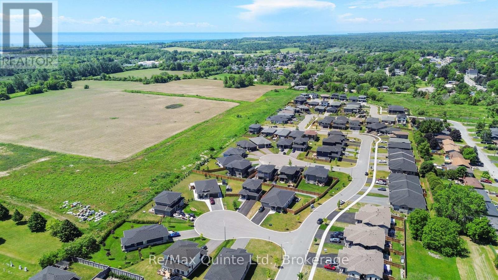 9 STONECAP COURT - 50
