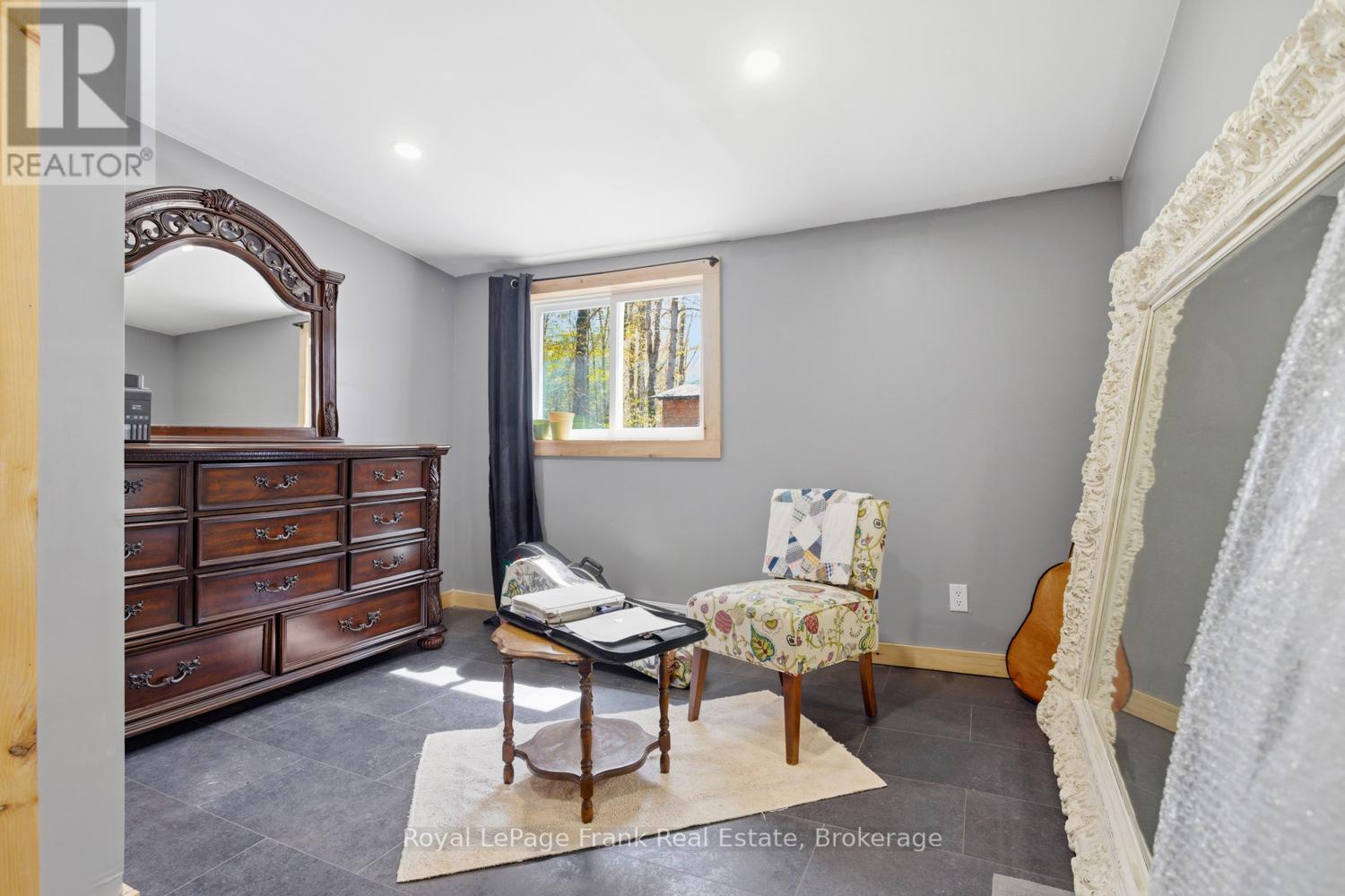 340 QUIN-MO-LAC ROAD - 18