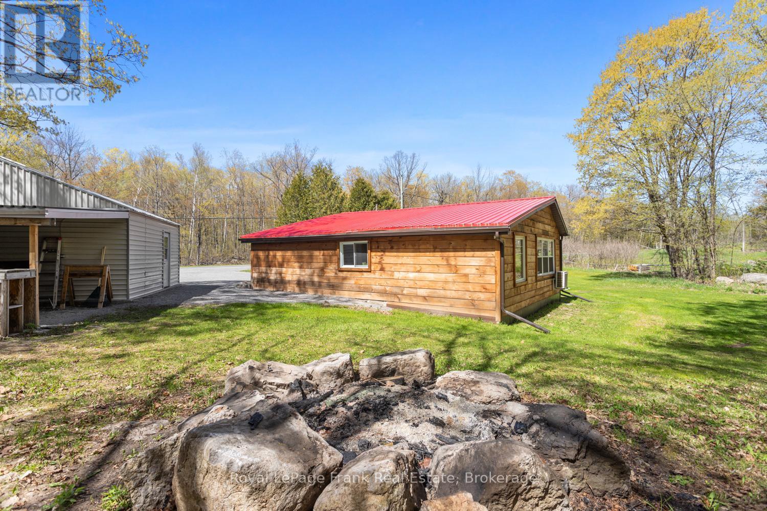 340 QUIN-MO-LAC ROAD - 21