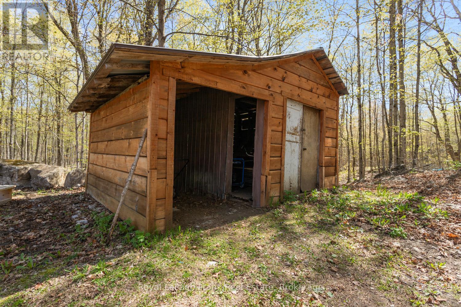 340 QUIN-MO-LAC ROAD - 23