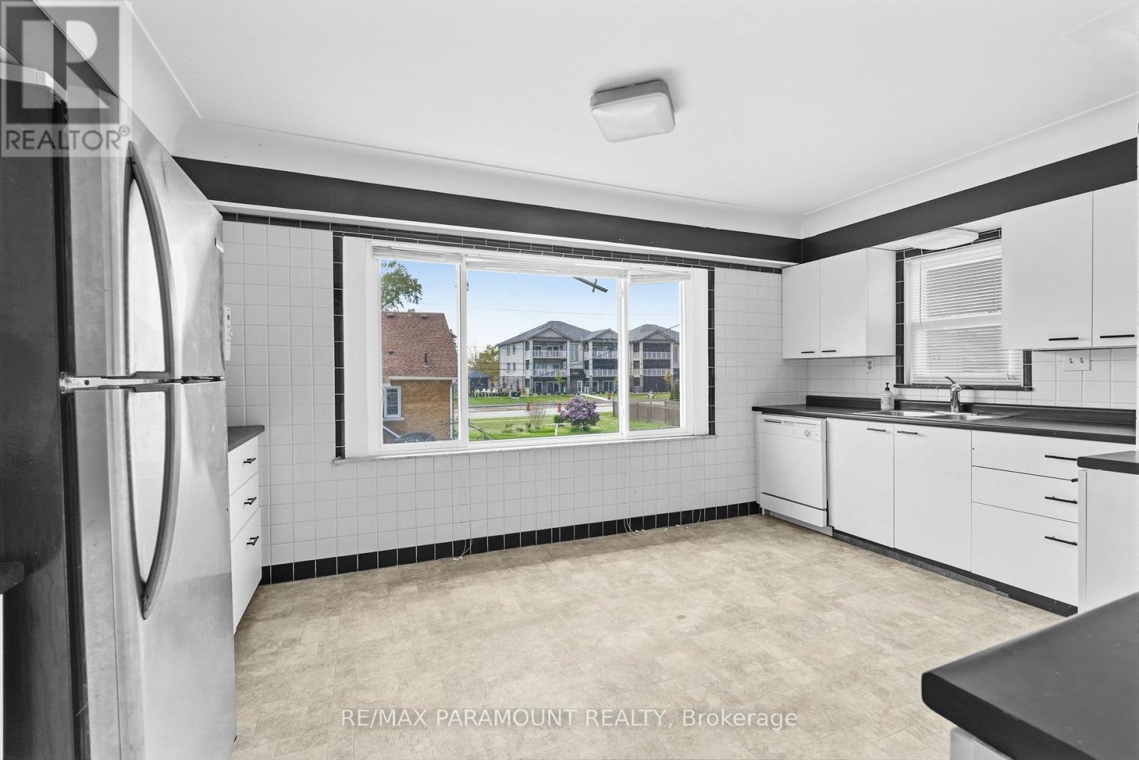 #222 224 LESPERANCE ROAD - 31