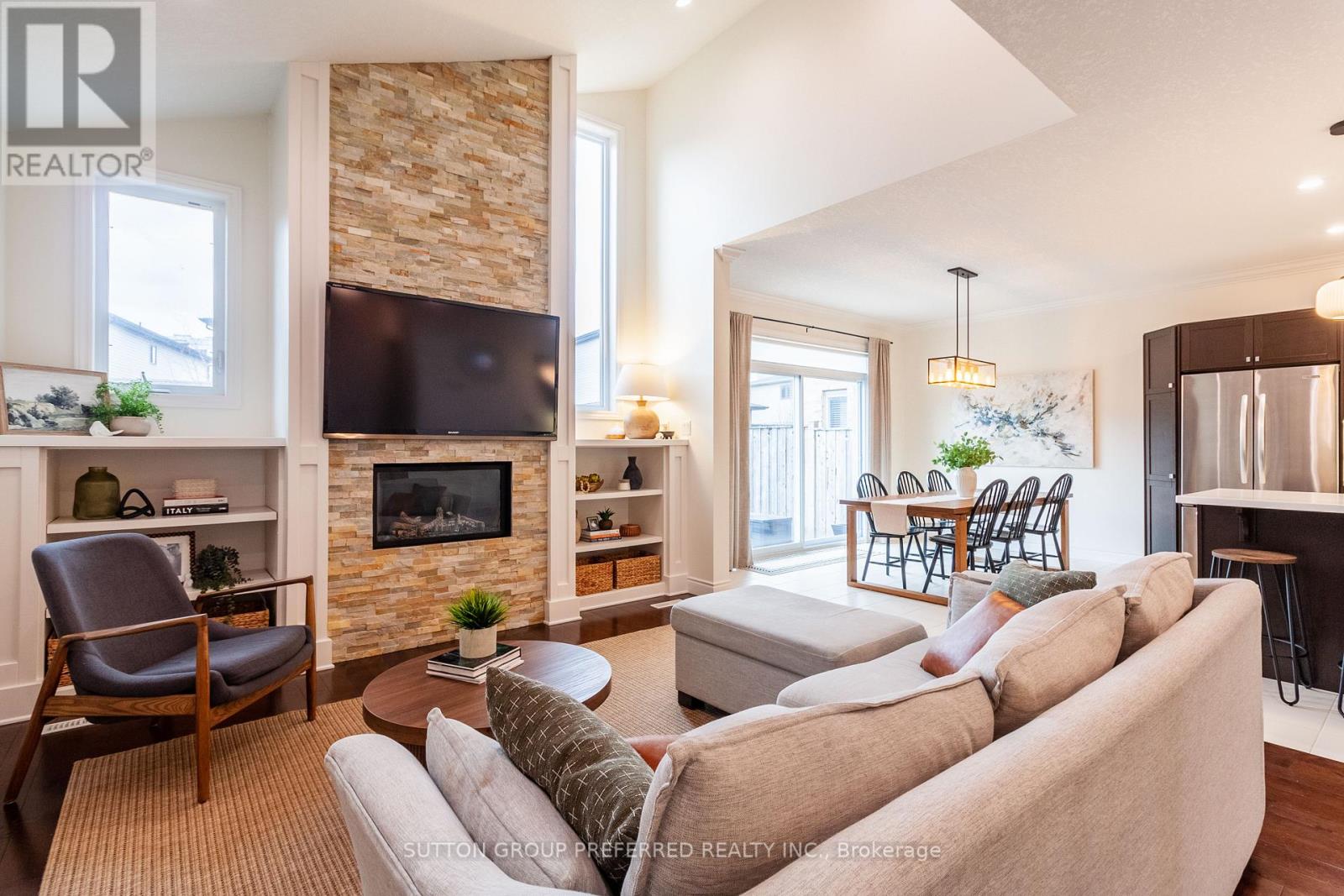 6685 NAVIN CRESCENT - 16
