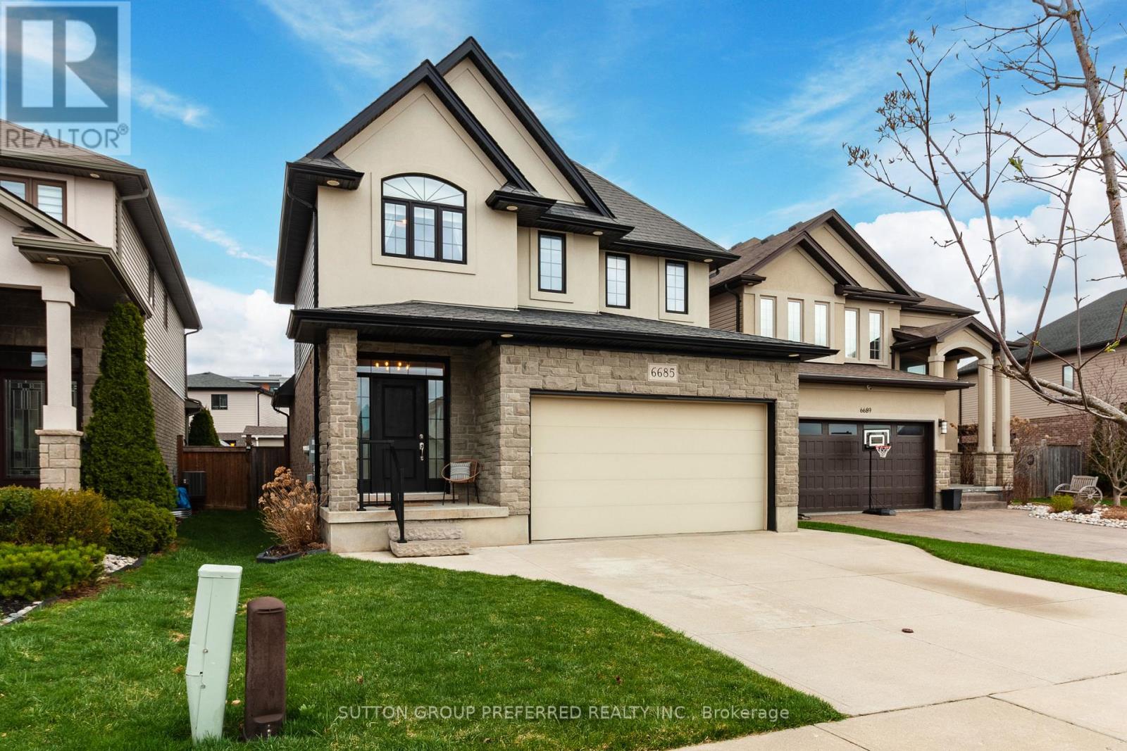 6685 NAVIN CRESCENT - 3