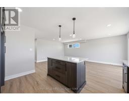 638 Ketter Way, Plympton Wyoming, ON N0N1T0 Photo 12