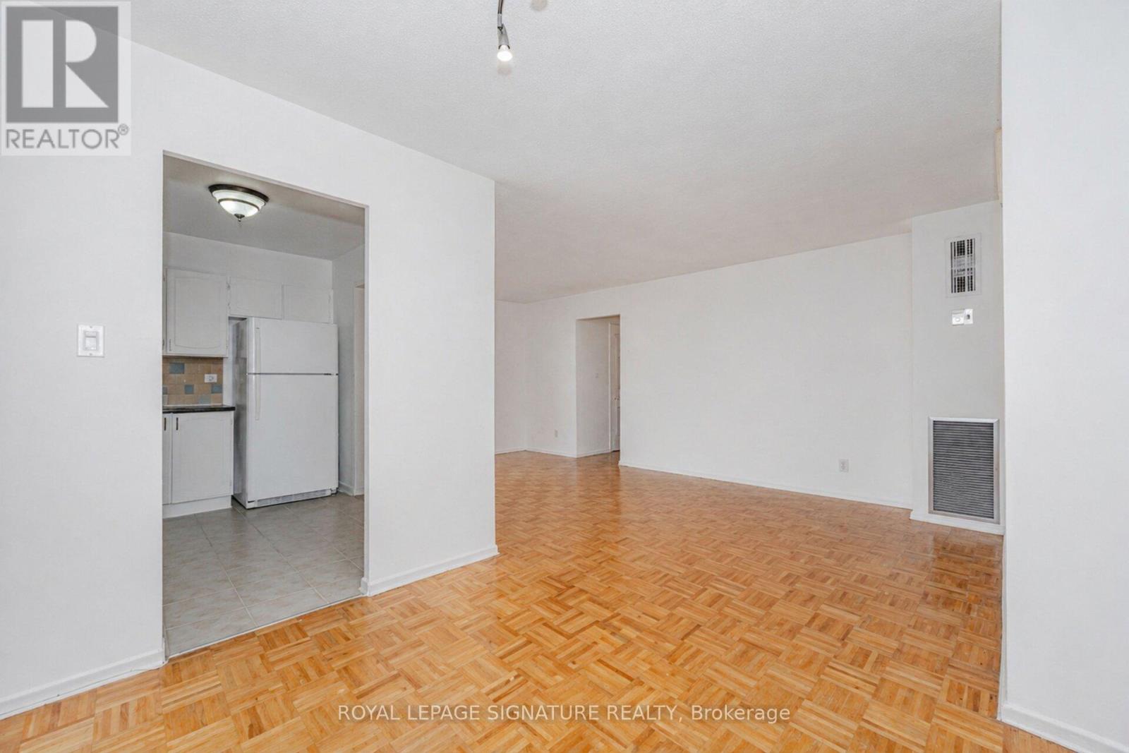 #303 10 EDGECLIFF GOLFWAY - 13