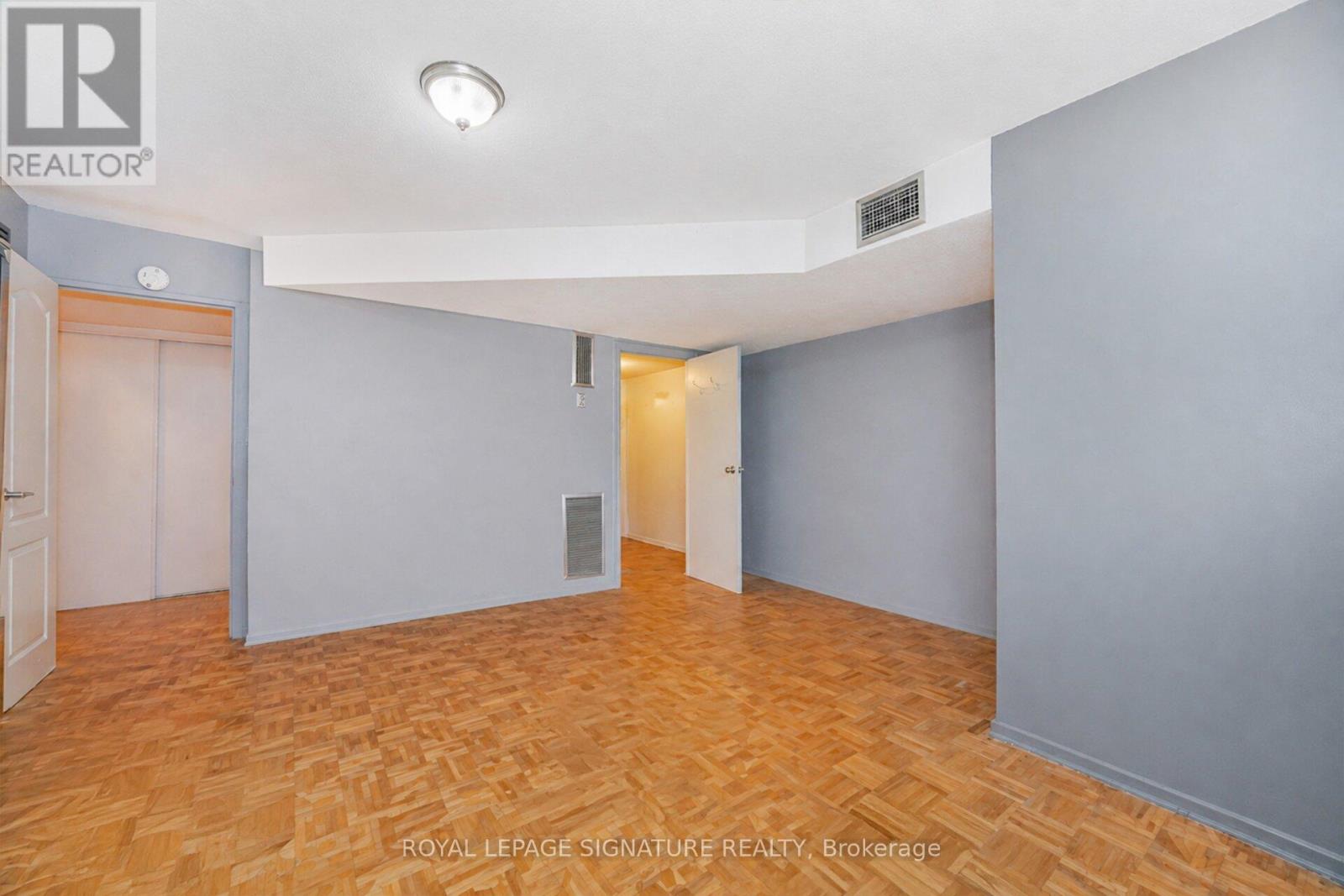 #303 10 EDGECLIFF GOLFWAY - 20