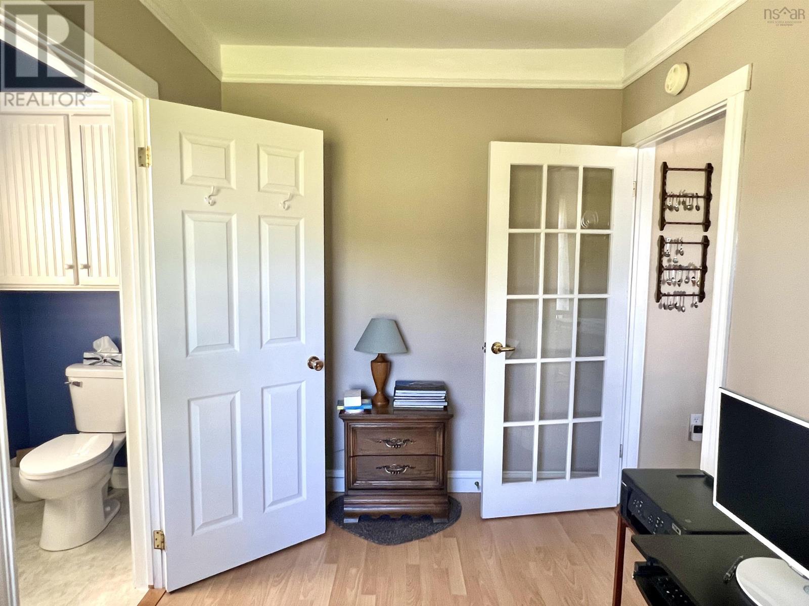 Property 21 of 49 of 31 MacNaughton Road