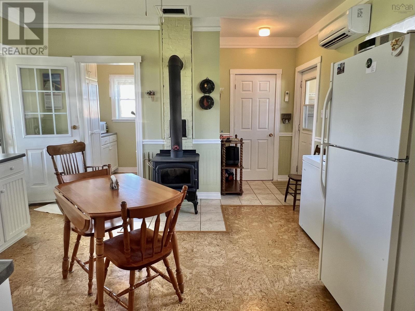Property 8 of 49 of 31 MacNaughton Road