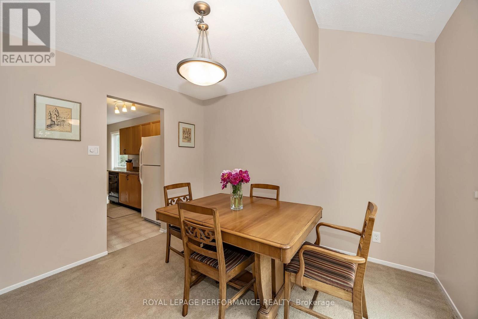 3 Bed, 3 Bath House for Sale in Ottawa – 26 ARMADALE CRESCENT, Ottawa – MLS# X13478302 - Image 8