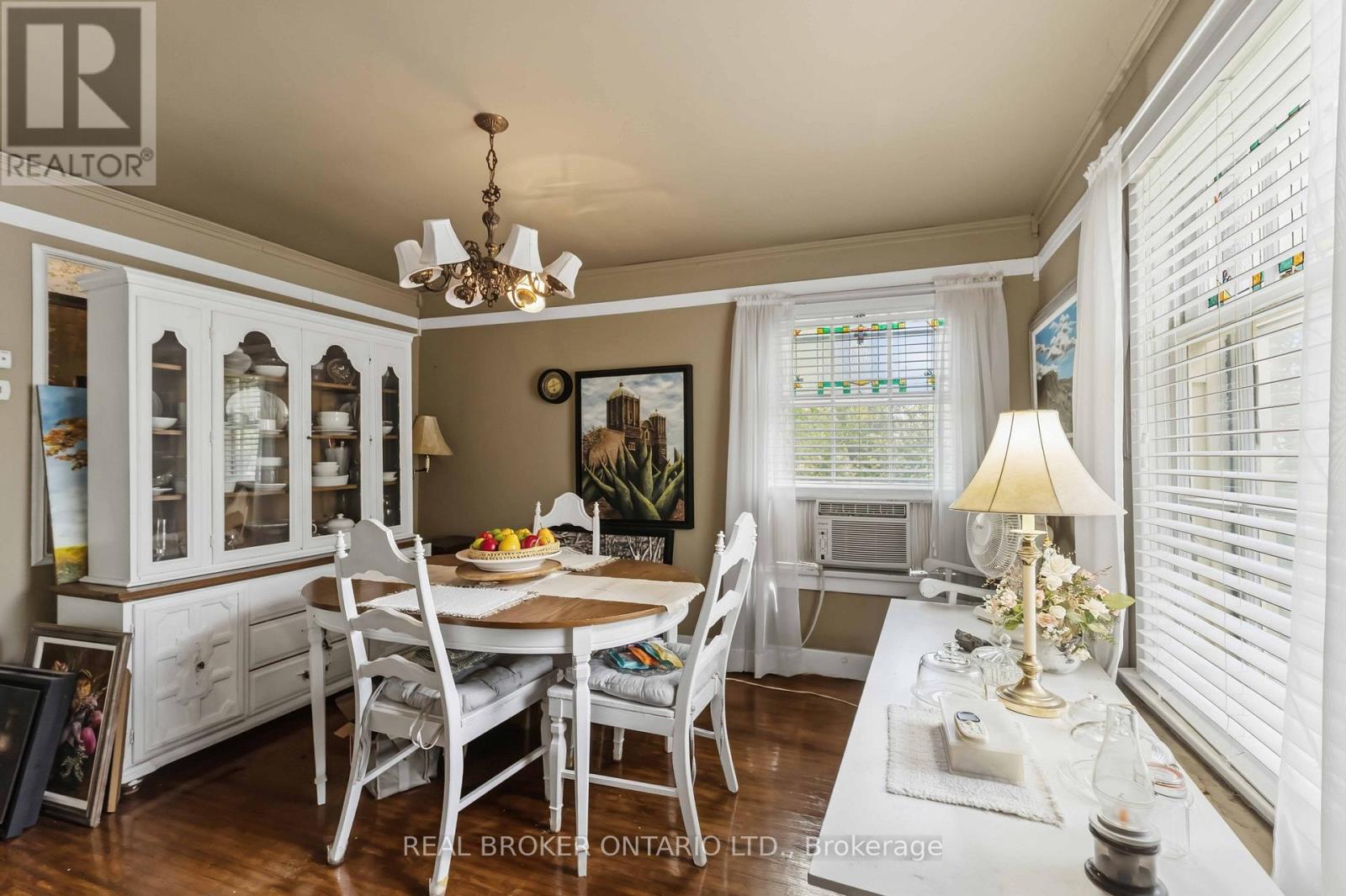 42 PRICE AVENUE - 11