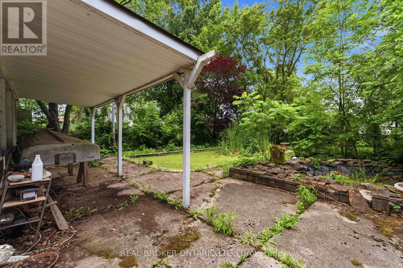 42 PRICE AVENUE - 40