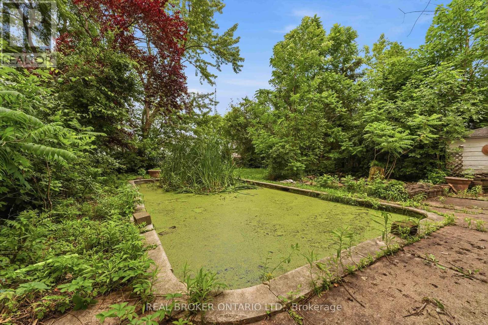 42 PRICE AVENUE - 42