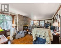 Bedroom 2 - 42 Price Avenue, Welland, ON L3C3X9 Photo 9