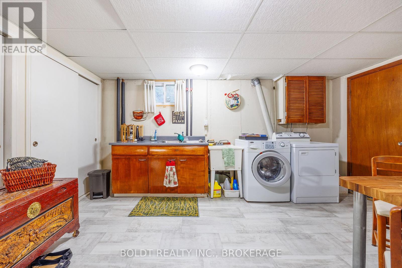 48 NELLO STREET - 17