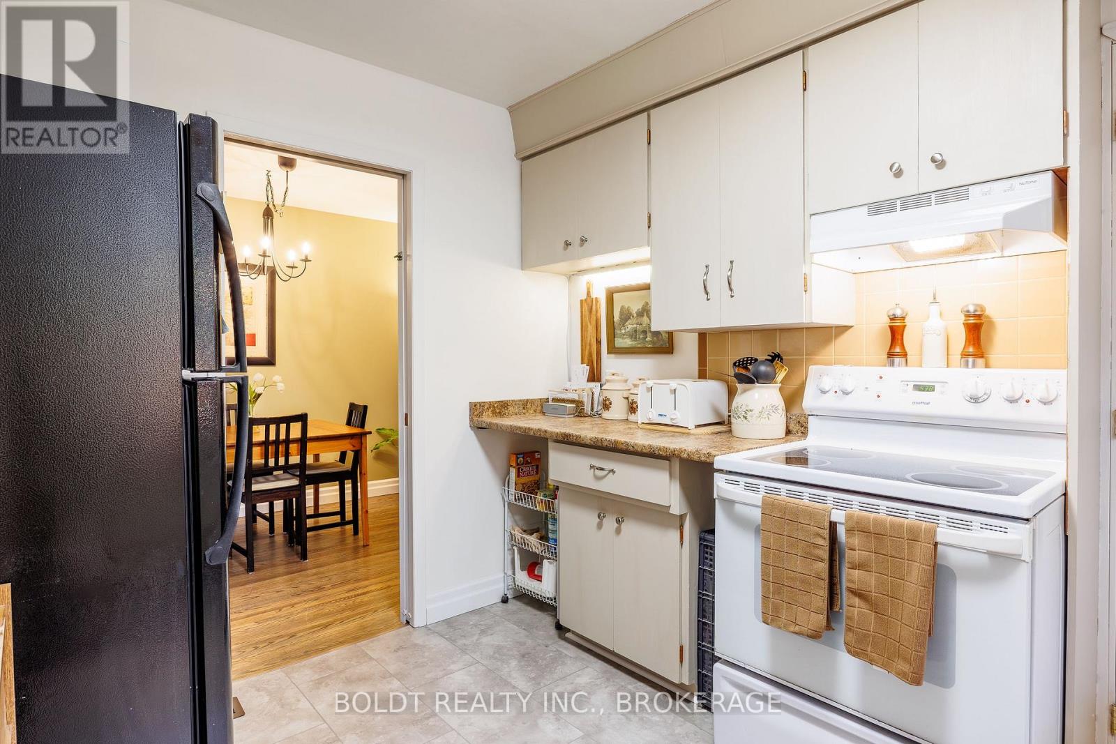 48 NELLO STREET - 8