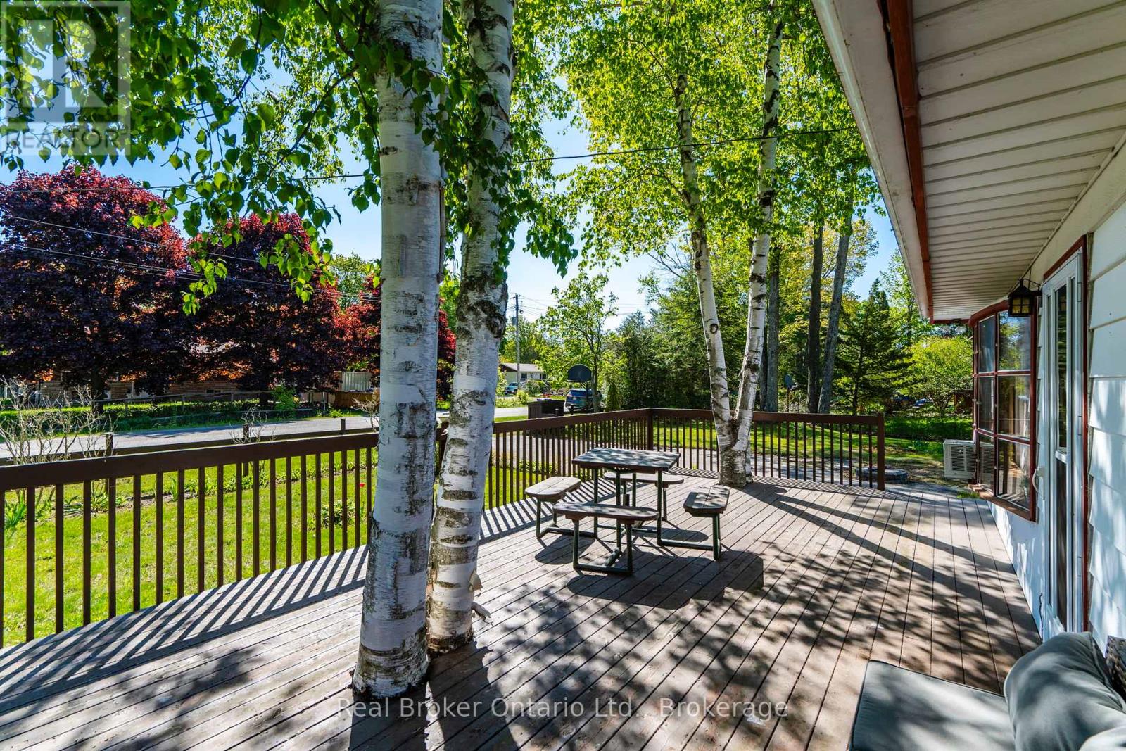 24 POPLAR DRIVE - 2