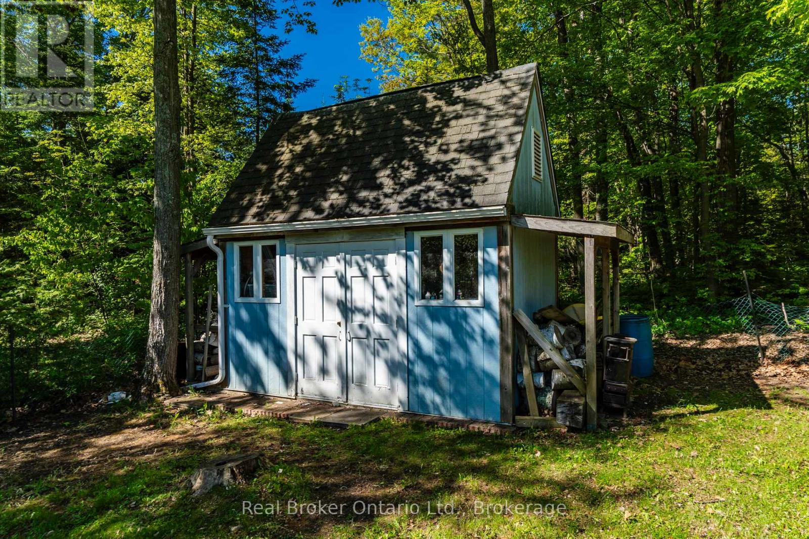 24 POPLAR DRIVE - 26