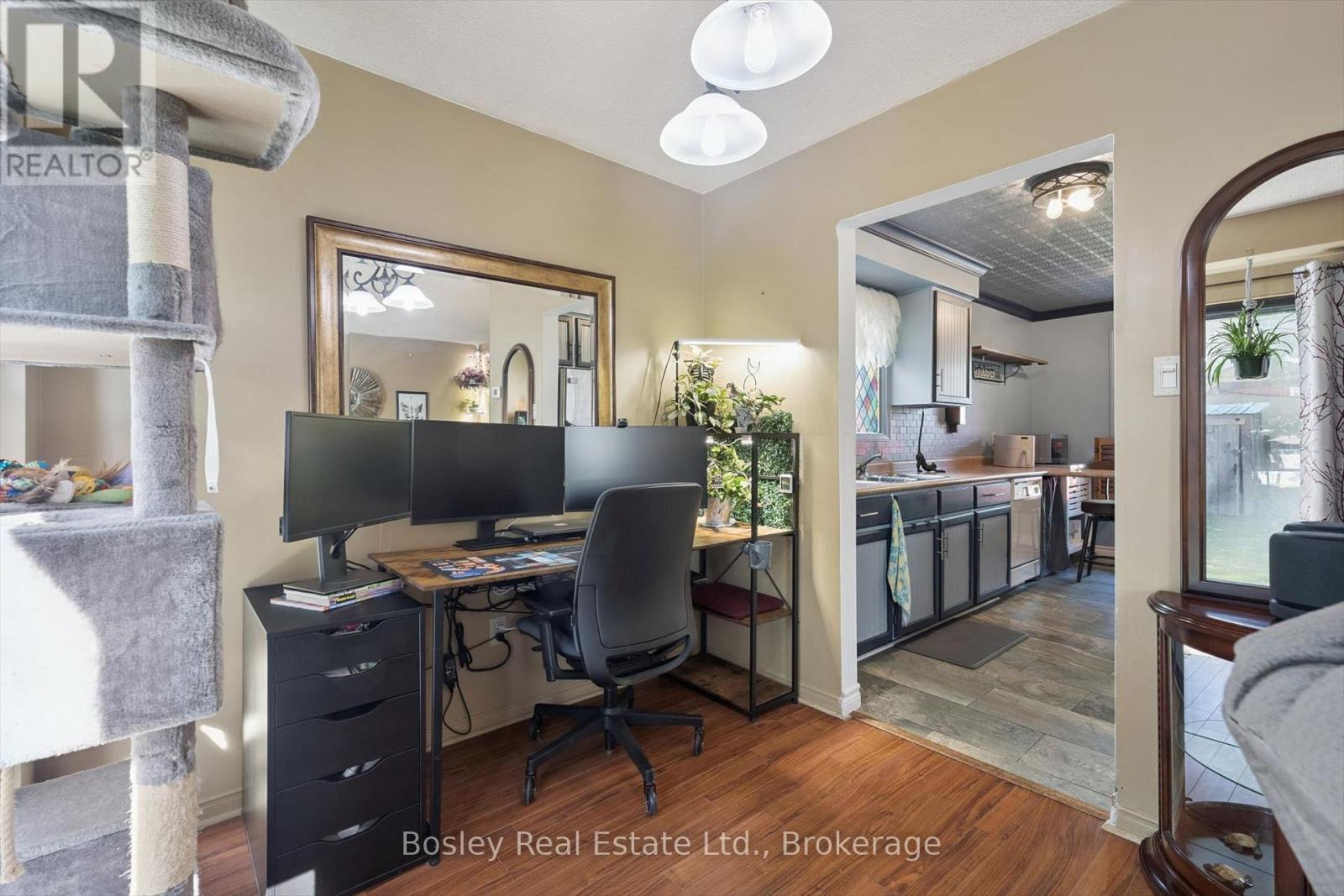 84 CASSANDER CRESCENT - 12