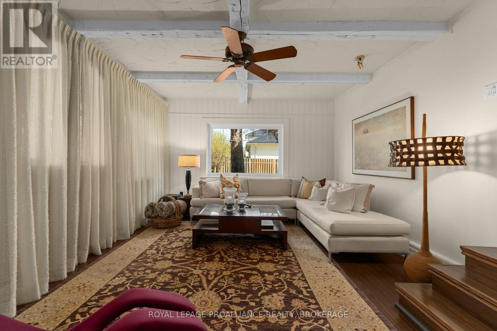 1863 SYDENHAM ROAD - 19
