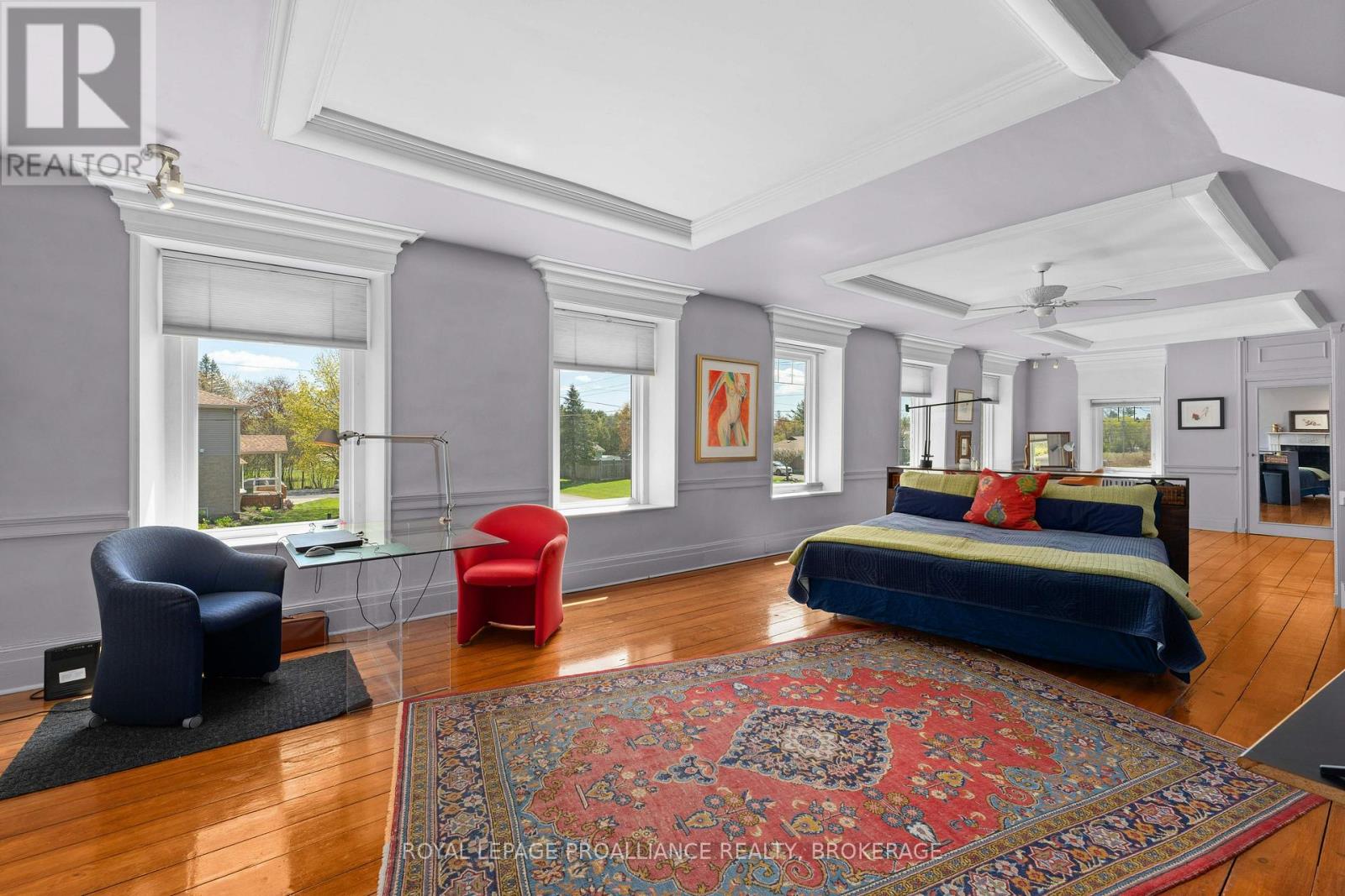1863 SYDENHAM ROAD - 25