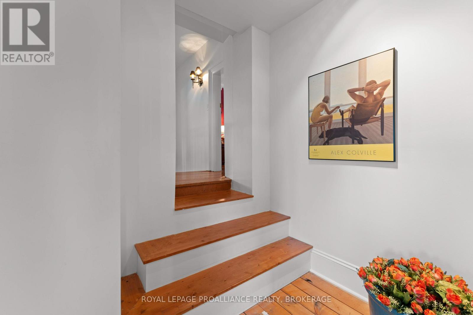 1863 SYDENHAM ROAD - 30